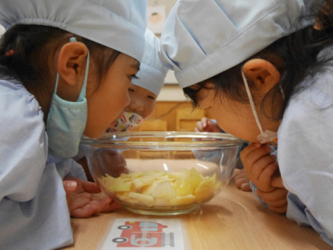 給食・おやつについて